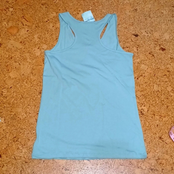 *3 FOR $20 ITEM* Zenana Light Green Racerback Tank Top Women's Size L, NWT - Picture 3 of 3